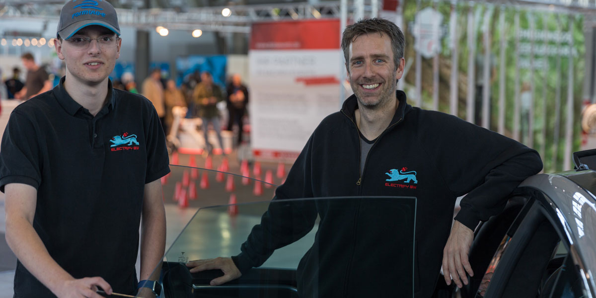 Vereinsmitglieder auf der iMobility (Bild: © Thomas Igler).
